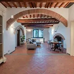 Terrazza Su Con Garage Διαμέρισμα *
